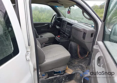 2007 Chevrolet Express Ls из США, поврежденный, VIN 1GNHG39U971212204